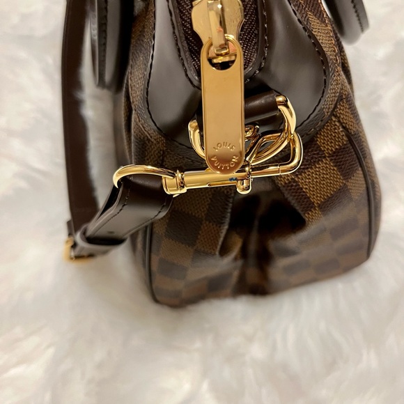 New, never used authentic LV Trevi bag - Picture 15 of 15